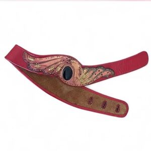 Vintage Leather Swan Belt